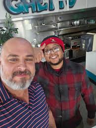 Hey does anybody remember Hamburger Hamlet? Also where was it located( I  know in Buckhead but where abouts???) I remember the hamburgers were  enormous and that they played Dixieland Jazz( which my