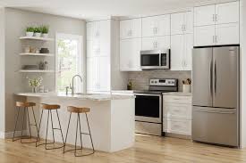 In addition, milwaukee, wi cabinetry pros can help you give worn or dated cabinets a makeover. Milwaukee Marble Granite Cabinets