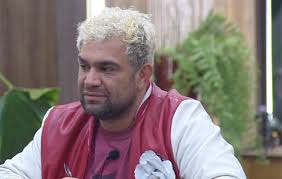 O humorista evandro santo usou seu perfil no instagram para revelar que foi vítima de agressão por parte de um espectador de seu show, que aconteceu em marília, interior de são paulo na noite desta. Humorista Evandro Santo Pede R 60 Mil De Indenizacao Por Agressao O Fuxico