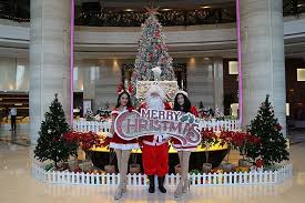 Christmas eve) ตามวัฒนธรรมตะวันตกโดยทั่วไปคือ วันที่ 24 ธันวาคมของทุกปี ตามระบบปฏิทินสมัยใหม่ ความหมายจริงคือ เย็นแรกของวัน. à¸­ à¸¡à¸ª à¸‚à¸ª à¸™à¸• à¸‰à¸¥à¸­à¸‡ à¸§ à¸™à¸„à¸£ à¸ªà¸• à¸¡à¸²à¸ªà¸­ à¸Ÿ à¹à¸¥à¸° à¸§ à¸™à¸„à¸£ à¸ªà¸• à¸¡à¸²à¸ª
