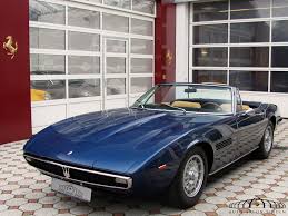 It is still fitted with the old type steering wheel. Maserati Ghibli Spyder 4 7 Convertible Auto Salon Singen