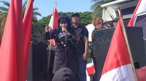 Inglehart mengamati bahwa sekularisasi cepat bukanlah hal yang unik di timur tengah. Doa Politikus Pdip Di 2021 Habib Rizieq Dan Cendana Dimusnahkan Allah Suara Surakarta