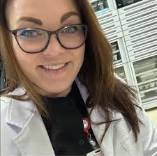 Navy or deep green wall color ideas for bedroom