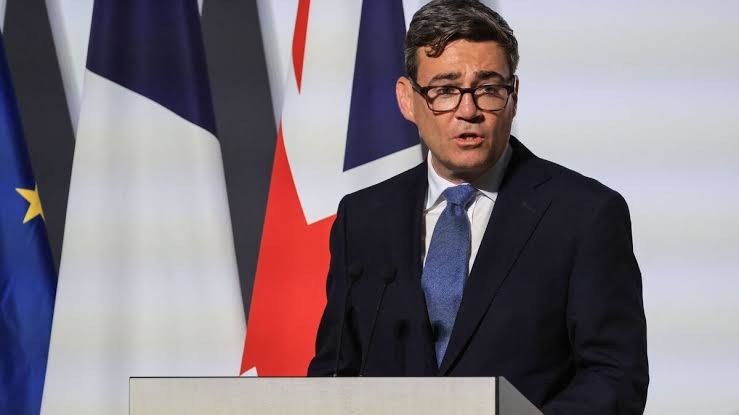 On the fence Burnham putting us all at risk with his indecisive flip- flopping | UK | News | Express.co.uk