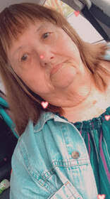 Kay Raynor's Instagram, Twitter & Facebook