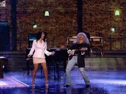 Νικήτρια η κατερίνα στικούδη ως δήμητρα παπίου. Yfsf Katerina Stikoydh Kai Mat8ildh Maggira Ebalan Fwtia Sth Skhnh Ws Anna Bissh Kai Nikos Karbelas