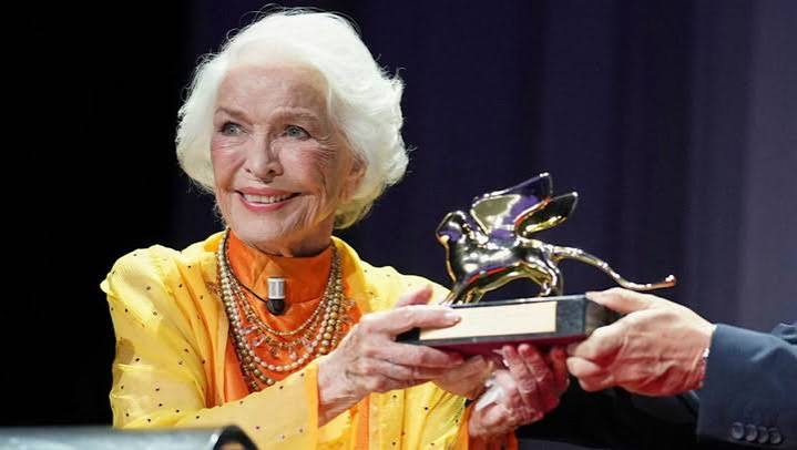 Ellen Burstyn says movie sets have completely changed throughout her career