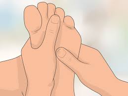 The nerve pain can be treated with rest, ice, compression and elevation. How To Read A Foot Reflexology Chart 10 Steps With Pictures