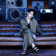 Going with a generous 4 an extra for. Bts Be Concept Photos Jungkook S Curated Room Reveals To Army Who He Is Inside Using Music And Speakers Pinkvilla