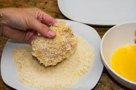 It comes out super crispy on the outside and perfectly tender on the inside. Chicken Katsu ãƒã‚­ãƒ³ã‚«ãƒ„ Just One Cookbook