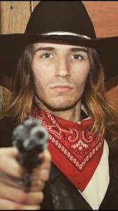 Dana Gilreath's Instagram, Twitter & Facebook