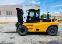 China Customized 15 TON Forklift Compact Color Yellow ...