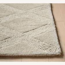 Shop our expertly crafted home decor products, furniture, lighting and more. Pottery Barn Chase Textured Hand Tufted Wool Rug Aptdeco