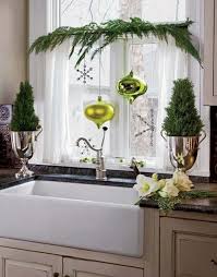 To decorate the kitchen for christmas why make it complicated and sophisticated when they can be simple and kind? 17 Magical Christmas Kitchens For Cozy Christmas Decor Home Ideas