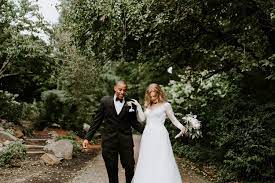Madeline Steven Intimate Wedding Sayen Garden Nj Intimate Wedding Venues Wedding Garden Wedding