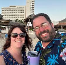 Is there another band playing tonight at hydro park?