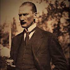 Ia juga merupakan pendiri dan presiden pertama republik turki. Gazi Mustafa Kemal Ataturk Startseite Facebook