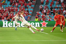Wales đấu với tây ban nha. Waubntxumkblum
