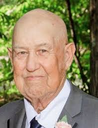 Russell Pratt's Instagram, Twitter & Facebook