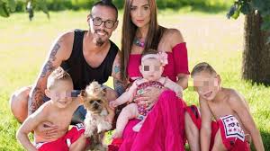 In the game fifa 20 his overall rating is 83. Necakany Zvrat V Rodine Mareka Hamsika Po Milionovom Prestupe Do Ciny Oddelena Domacnost