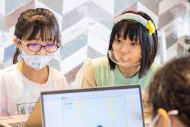 にゃんこスターがプログラミング講師に！「アンゴラ村長と学ぶなわとび音ゲーイベント」をレポート｜KIKKAKE×これからKIDS | コエテコ
