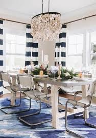 Natural Christmas Table Centerpiece Ideas With Evergreens Shells Coral More Christmas Dining Room Table Christmas Table Centerpieces Colorful Dining Room Chairs