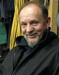 Thomas Knapp's Instagram, Twitter & Facebook