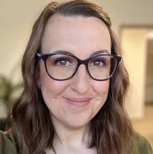 Kim Westerman's Instagram, Twitter & Facebook