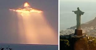 Man captures a photo of a cloud that looks like Christ the Redeemer