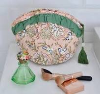 Peach and Green Print Balloon Wash Bag