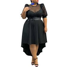 Pour cela, le choix de sa robe grande taille est indispensable. Robes De Soiree Pour Femmes Rondes Princesse Grande Taille