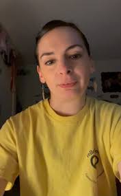 Video message for the members here! Please share the group with other fans!  Enjoy! 🐉🛸🐉