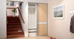 Wanddeko schlafzimmer garderobe schrank wohnung einrichten einrichten und wohnen garderoben eingangsbereich vorraum treppe garderoben bilder schiebetüren schrank. Schiebeturen Fur Den Flur Nach Mass Deinschrank De