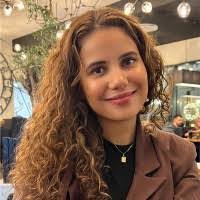 Yasmine Issa's Instagram, Twitter & Facebook