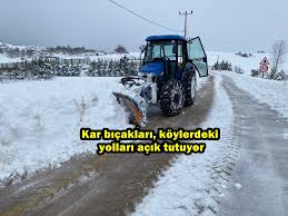 Kamyon,loader,bobcat,trektör vb için kar küreme bıçakları. Kar Bicaklari Koylerdeki Yollari Acik Tutuyor Golcuk Vizyon Gazetesi