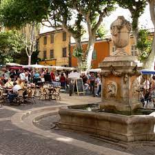 Legend says that joan of arc was given a box when she liberated orleans in 1429, so her picture is often on. Cotignac Provence Villen
