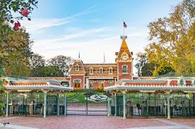 Upgrade your annual passport for disneyland in anaheim, california. Kmvbyfxbbfe5nm