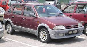 Dekat rumah aku la ni. Senarai Kereta Kereta Keluaran Syarikat Proton Dari Tahun 1985 Sehingga 2015 Azlan Rumadi