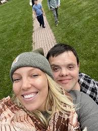 Samuel Bromley's Instagram, Twitter & Facebook