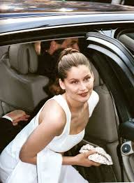 You will find below the horoscope of laetitia casta with her interactive chart, an excerpt of her astrological portrait and her planetary dominants. Laetitia Casta