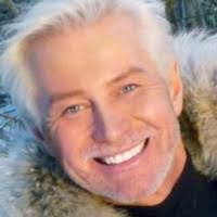 Jeffrey Riedel's Instagram, Twitter & Facebook