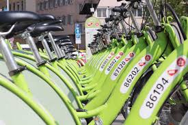 Itt szintén regisztrálhatunk a közbringa rendszerre. Bubi Name Of Shared Bike System Is The Hungarian Word Of 2017 Daily News Hungary