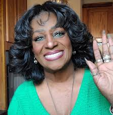 Implant infection signs: bad taste, bleeding, pain