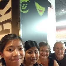 Cynthia Drennan's Instagram, Twitter & Facebook