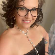 AIO for telling someone I just started seeing that things wouldn't work bc  he can't refer to my trans friend as he? I (34f) started talking to and  hanging out with this