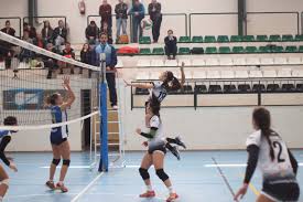 CD Badajoz Extremadura Voleibol El Extremadura Club Pacense Voleibol cae  tras empezar ganando (1-3) - CD Badajoz Extremadura Voleibol