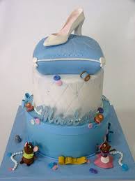 Es decir, a que forma parte de la familia real. Fiesta Cumpleanos Cenicienta Ideas Para Tu Princesa