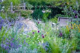 Insektenfreundlicher Garten Staudnbeet Stauden Staudenpflanzung Renate Waas Bienenfreundlicher Garten Garten Naturnaher Garten