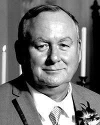 Thomas Durden's Instagram, Twitter & Facebook