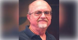 Andrew Huckaby's Instagram, Twitter & Facebook